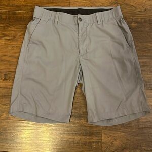 Under Armour Heatgear Shorts, Sz. 32.